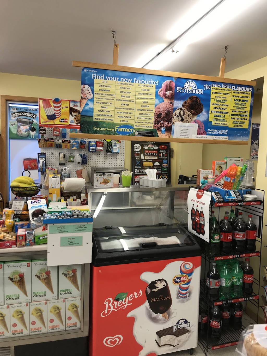 Point Pleasant Grocery | 508 Tower Rd, Halifax, NS B3H 1B5, Canada | Phone: (902) 425-8240