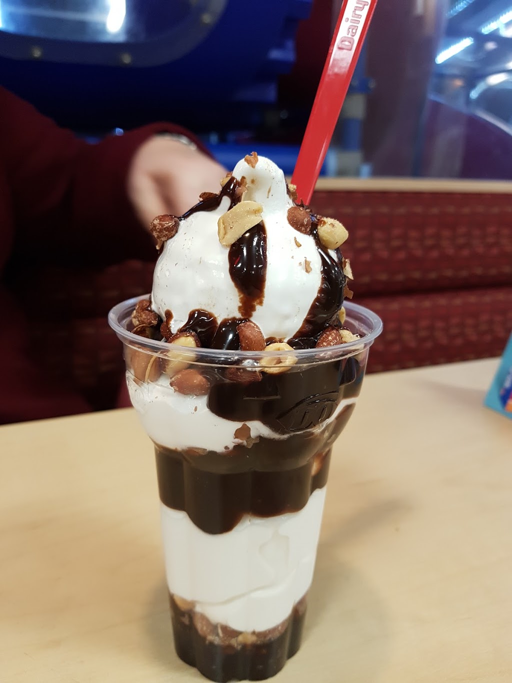 Dairy Queen | 749 Woolwich St, Guelph, ON N1H 3Z2, Canada | Phone: (519) 822-0422