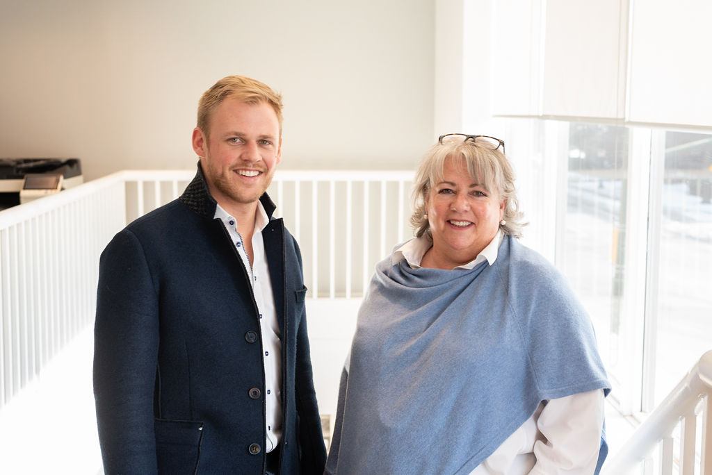 Nancy Robertson & Andrew Kadwell, Realtors | 200 - 125 Lakeshore Rd E, Oakville, ON L6J 1H3, Canada | Phone: (905) 334-9422