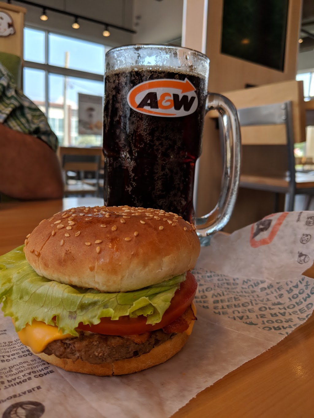 A&W Canada | 1401 Rue Denison O, Granby, QC J2J 0L8, Canada | Phone: (450) 372-5750