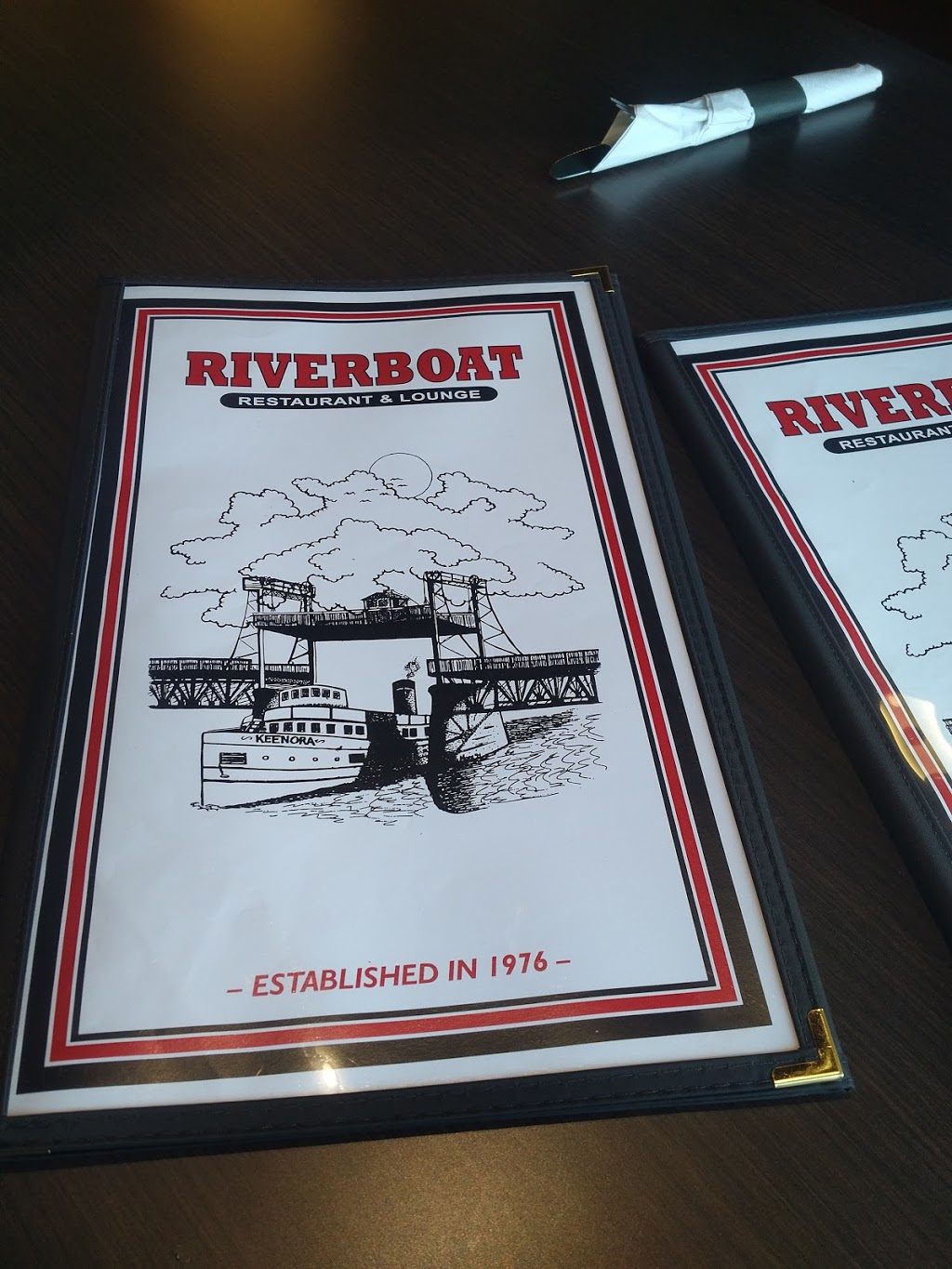 Riverboat Family Restaurant | 366 Main St, Selkirk, MB R1A 0W6, Canada | Phone: (204) 482-3834