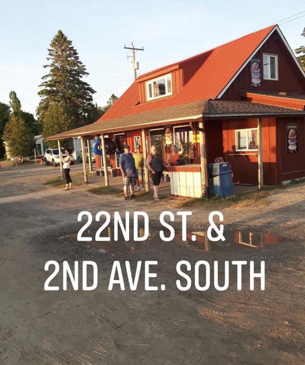 Sauble Trading Post | 13 22nd St S, Sauble Beach, ON N0H 2G0, Canada | Phone: (519) 422-0258