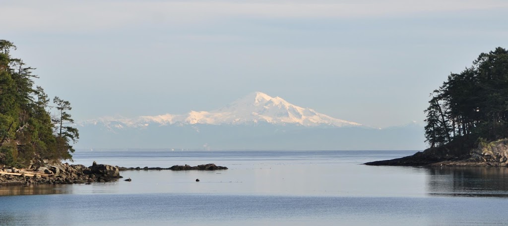 Kayaking Gulf Islands | 494 Arbutus Dr, Mayne Island, BC V0N 2J1, Canada | Phone: (250) 539-0864