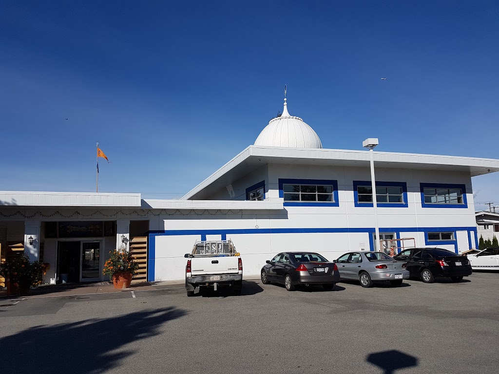 Gurdwara Amrit parkash | 7990 123a St, Surrey, BC V3W 3W2, Canada | Phone: (604) 600-7413