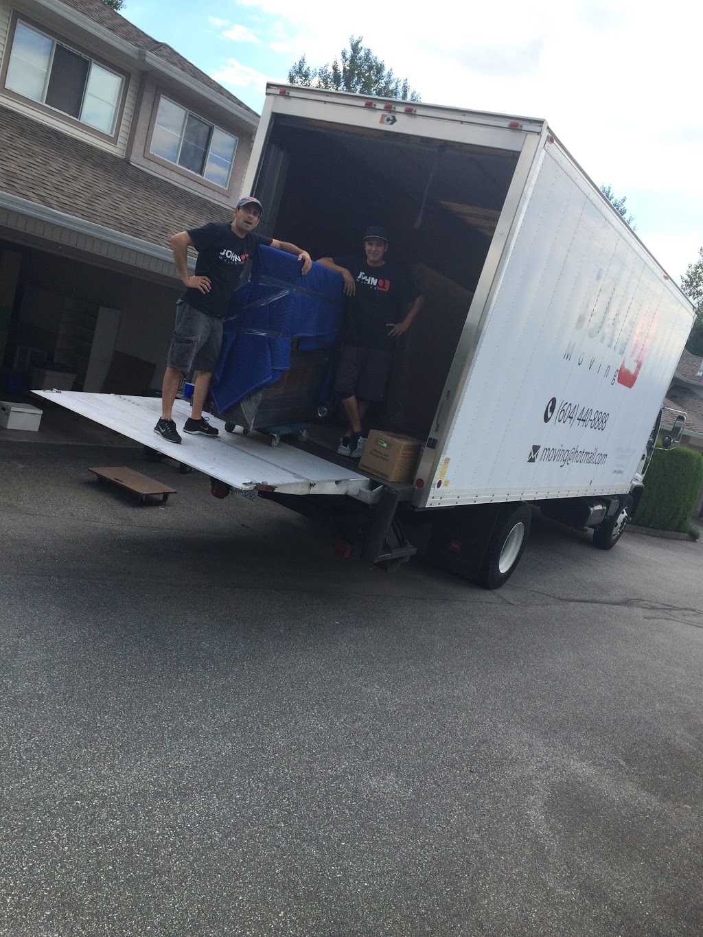 John Q Moving | 15910 Fraser Hwy Unit 102, Surrey, BC V4N 0X9, Canada | Phone: (604) 440-8888