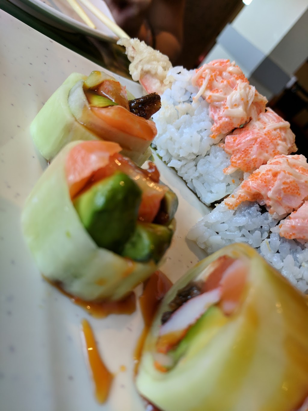 Taka Sushi | 340 Eagle St W, Newmarket, ON L3Y 7M9, Canada | Phone: (905) 836-5000