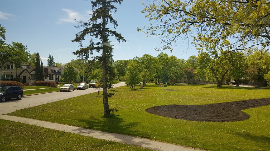 Andrew Currie Park | 1420 Wellington Crescent, Winnipeg, MB R3N 0B2, Canada