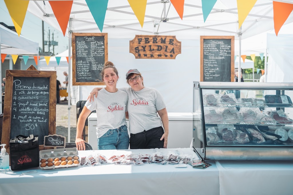 Marché public Cap-Rouge | 4001 Rue Charles A Roy, Québec, QC G1Y 3T8, Canada | Phone: (418) 999-4236