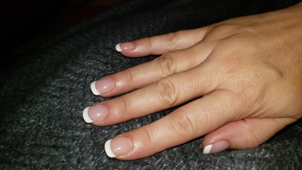 Hot Nails | 725 Ottawa St S, Kitchener, ON N2E 3H5, Canada | Phone: (519) 571-8566