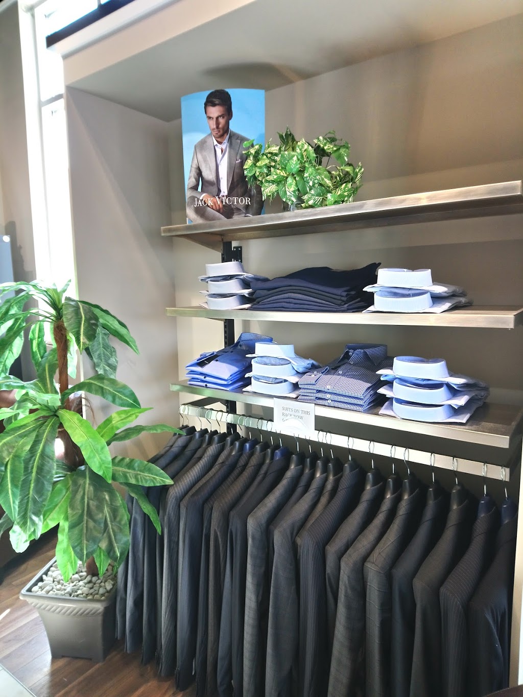 MR Menswear | 15117 Yonge St, Aurora, ON L4G 1M2, Canada | Phone: (905) 713-1501