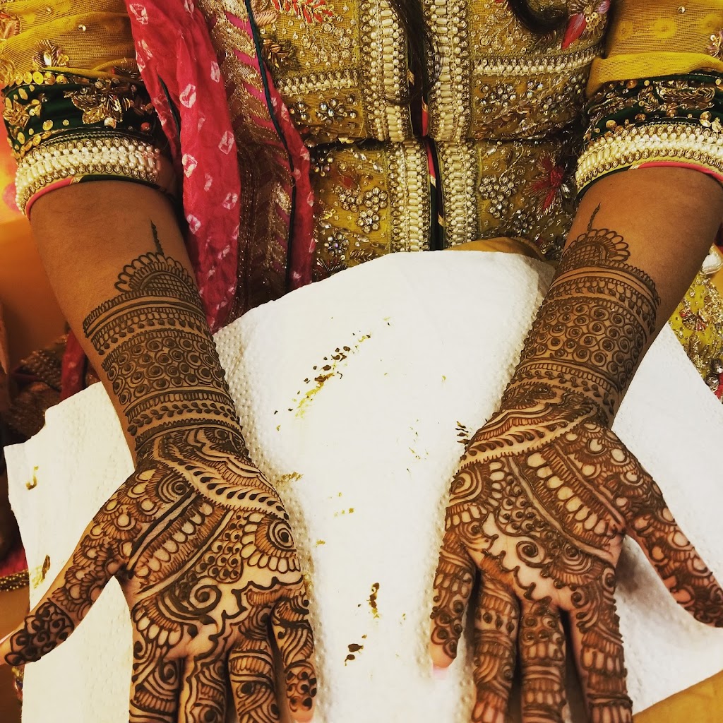 Lalanis Henna Art | 1700 Eglinton Ave E, North York, ON M4A 2X4, Canada | Phone: (647) 926-3963