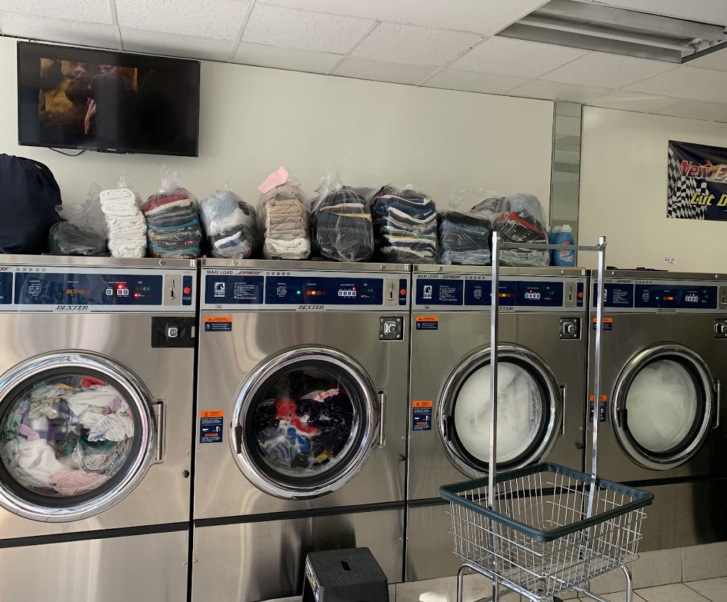 J&W Coin Laundry & Tailor | 757 Jane St, Toronto, ON M6N 4B4, Canada | Phone: (647) 738-3800