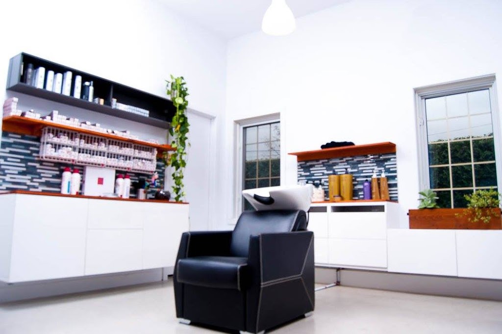 Révolution Coiffure | 3405 Rue Guertin, Saint-Jean-Baptiste, QC J0L 2B0, Canada | Phone: (450) 626-3037