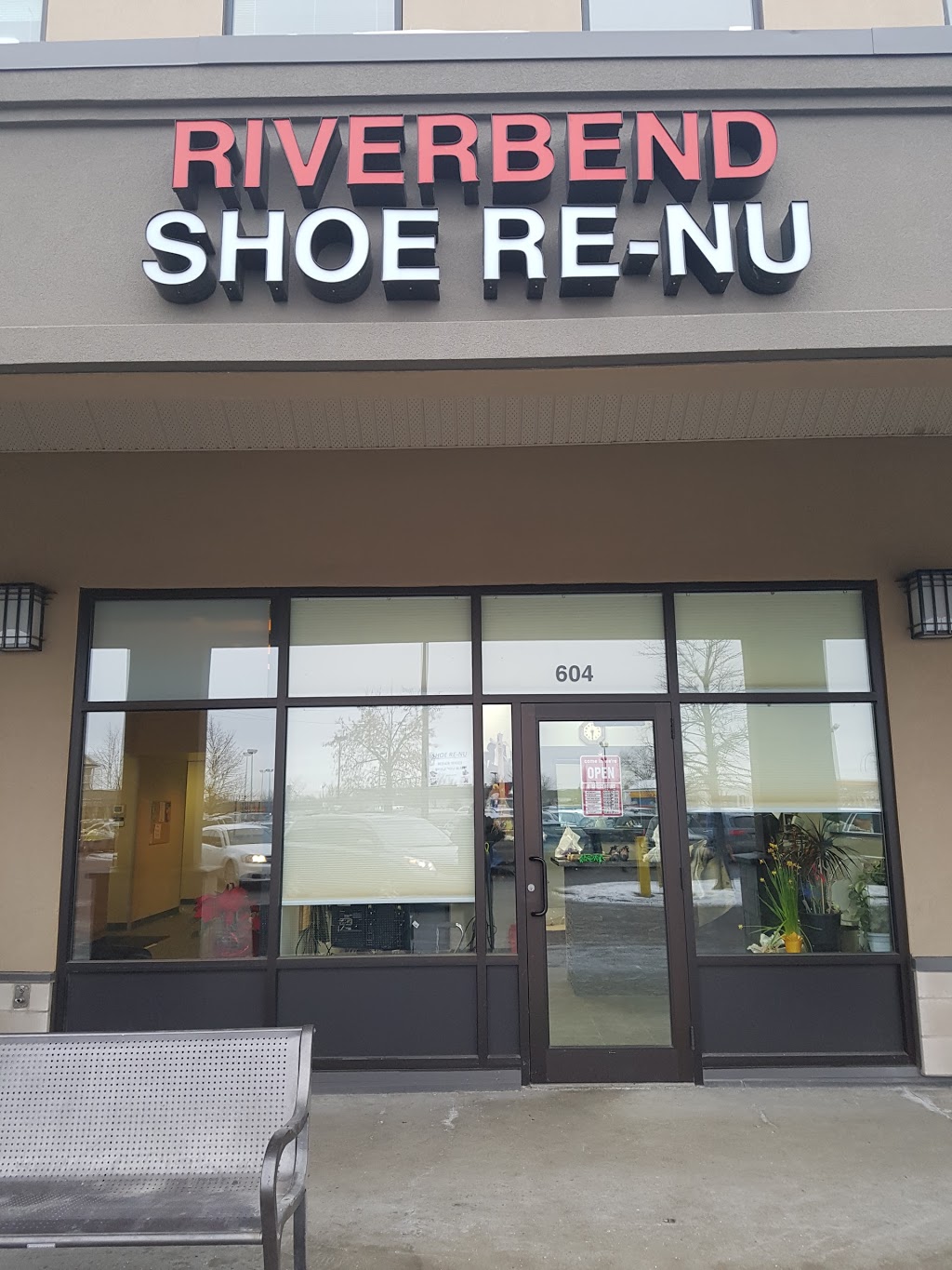 Riverbend Shoe Re-Nu | Riverbend Square NW, Edmonton, AB T6R 2E3, Canada | Phone: (780) 430-9188