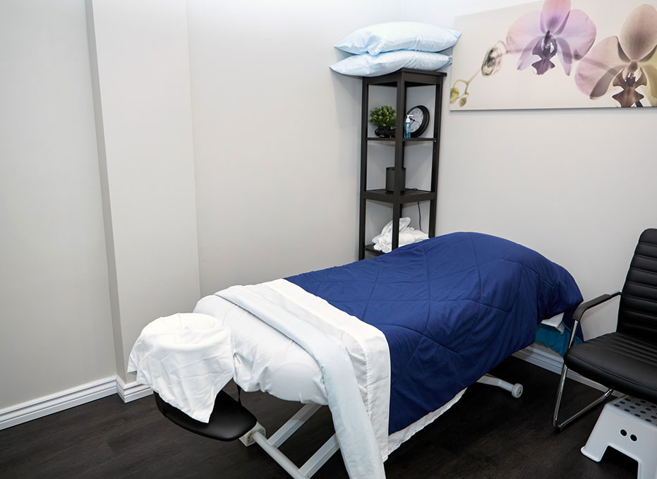 PhysioVive | Physiotherapy & Massage Clinic | Barrhaven | 2900 Woodroffe Ave unit 6b, Nepean, ON K2J 4G3, Canada | Phone: (613) 440-8483