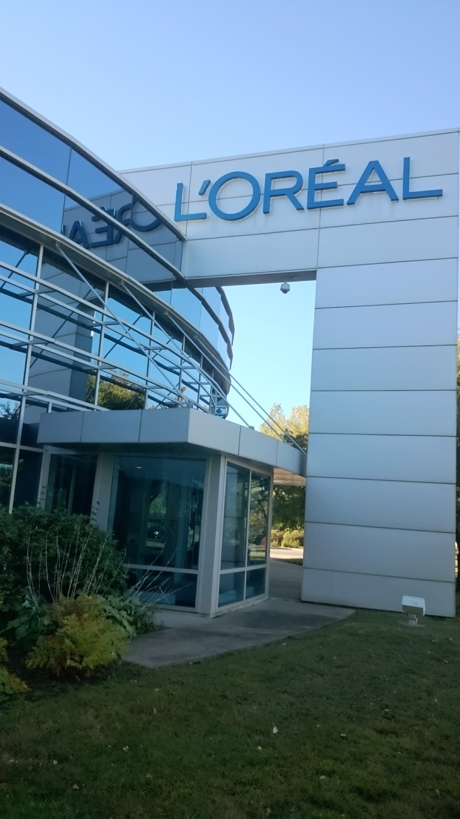 L Oreal Kids | 3500 Rue Douglas B Floreani, Saint-Laurent, QC H4S 2B9, Canada | Phone: (514) 338-1200