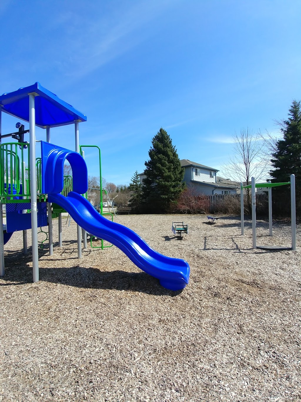 Jacob Lane Playground | 675 Jacob Ln, Waterloo, ON N2V 2A7, Canada | Phone: (519) 804-6854