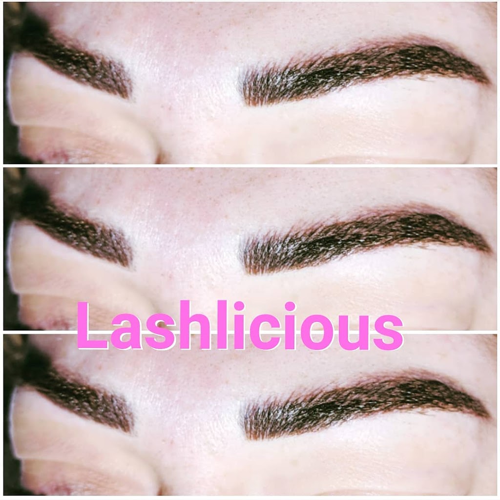 Lashlicious | 66 Finch Ave W Unit E, North York, ON M2N 7A5, Canada | Phone: (647) 880-7241