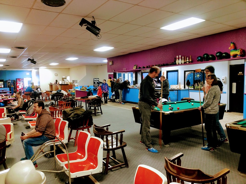 The Bowling Alley | 902 10th St W, Owen Sound, ON N4K 5R9, Canada | Phone: (519) 371-7888