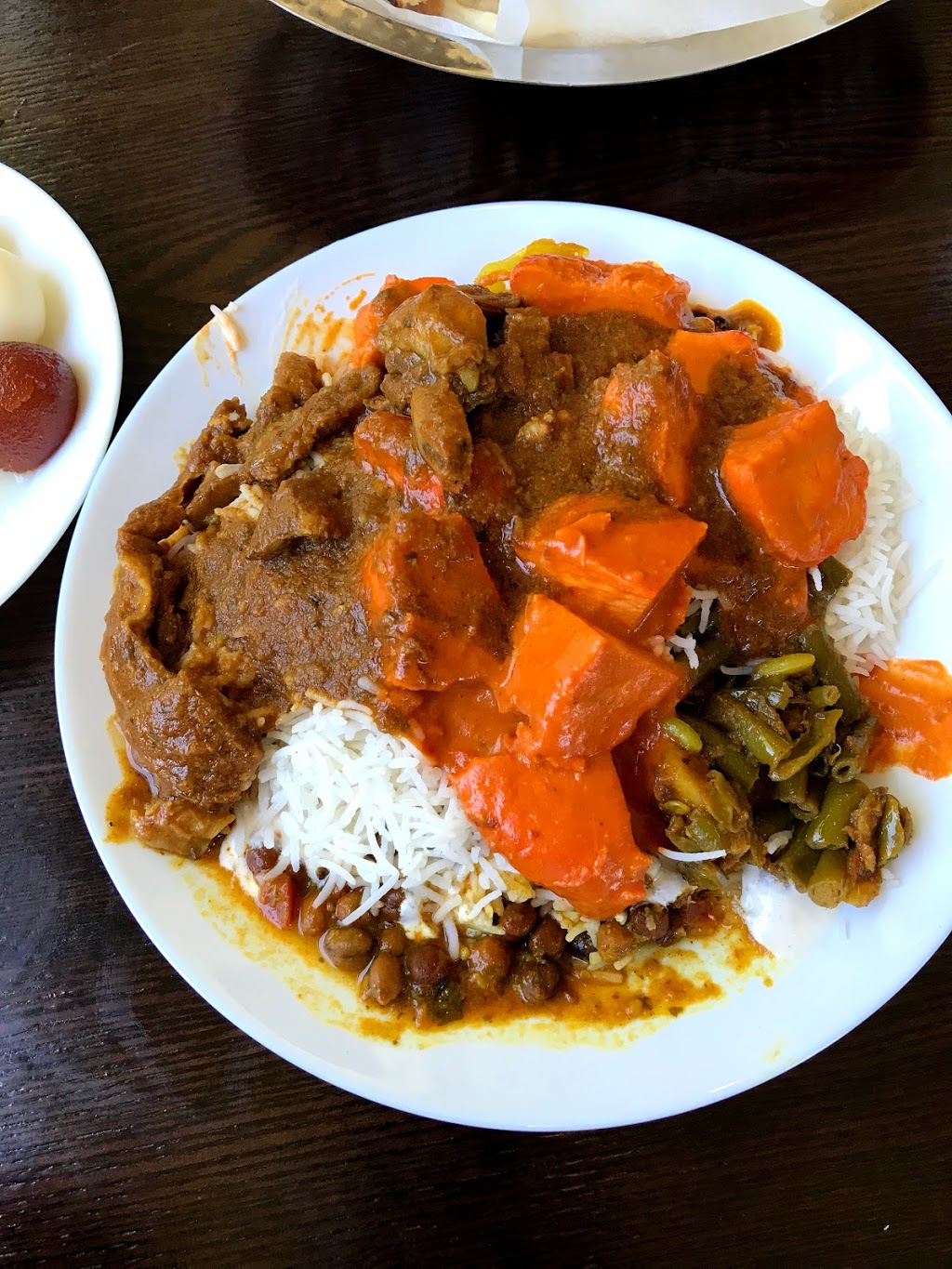 Royal Spice Fine Indian Cuisine | 212-815 Cloverdale Ave, Victoria, BC V8X 5H9, Canada | Phone: (250) 380-1881