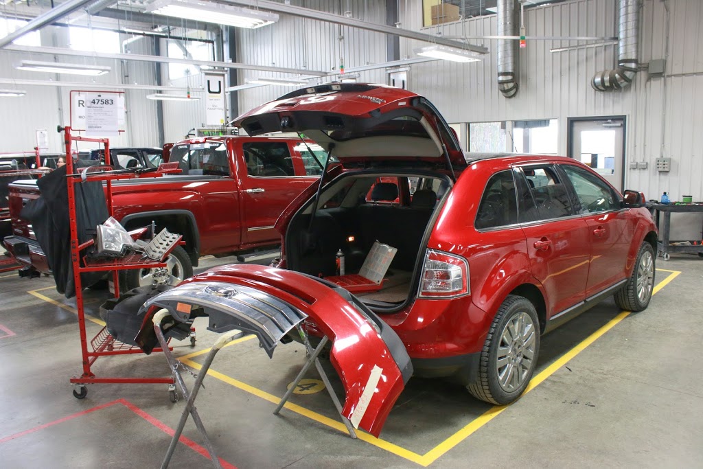 Universal Collision Centre | 3910 Rochdale Blvd, Regina, SK S4X 4P7, Canada | Phone: (306) 525-6000