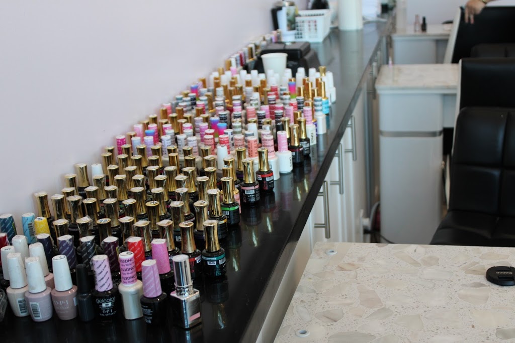 Mandy nails and Spa INC | 1 First St Unit 105, Collingwood, ON L9Y 1A1, Canada | Phone: (705) 443-8101