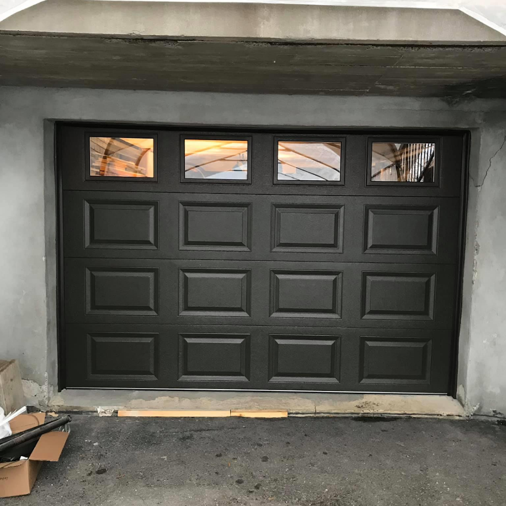 Premium garage doors | 5052 Rue Labrosse, Pierrefonds-Roxboro, QC H8Y 2Y6, Canada | Phone: (514) 697-2294