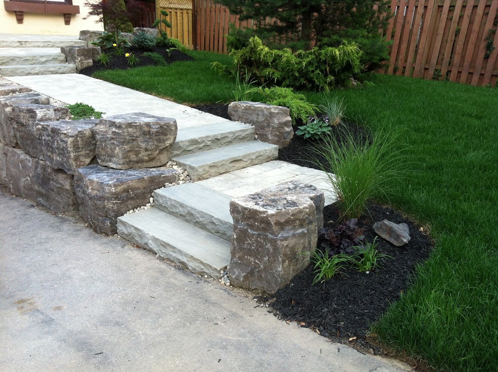 Roberts Landscaping | 1359 Queen Victoria Ave, Mississauga, ON L5H 3H2, Canada | Phone: (905) 781-8939