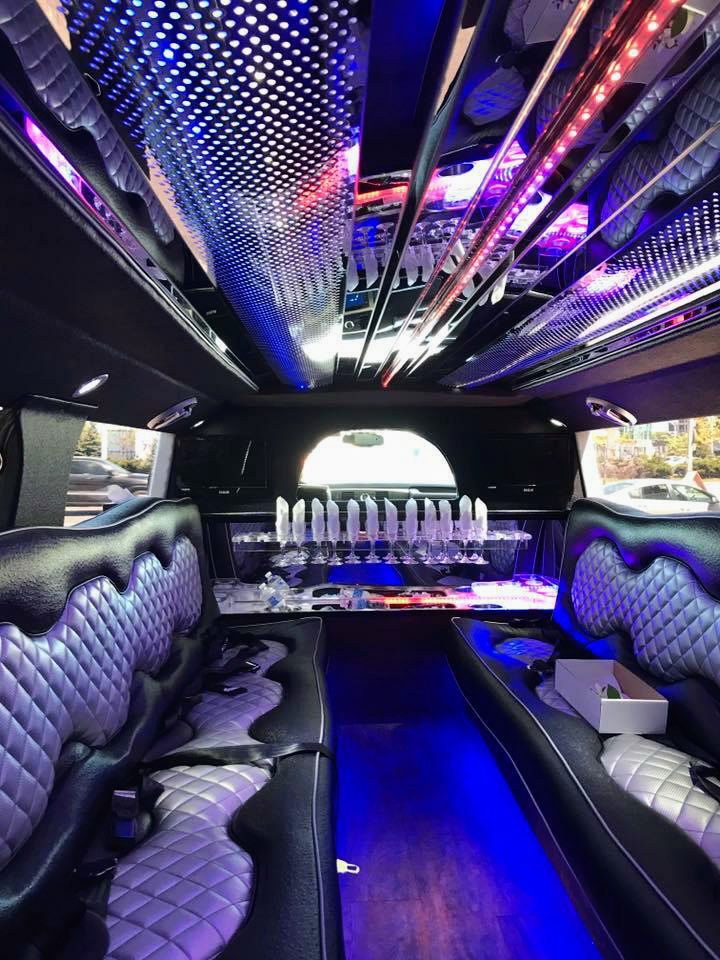 Main Street Limousine | 4981 Sideline 20, Claremont, ON L1Y 1A2, Canada | Phone: (416) 991-6246