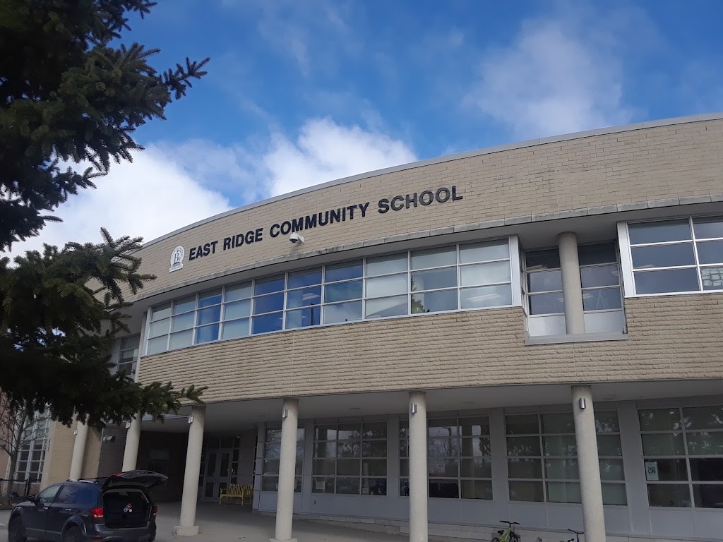 East Ridge Community School | 1550 8th St E, Owen Sound, ON N4K 0A2, Canada | Phone: (519) 376-2010