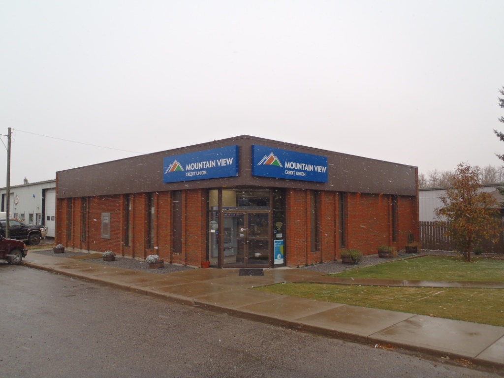 Mountain View Financial | 645 Glengarry St, Carbon, AB T0M 0L0, Canada | Phone: (403) 572-3594