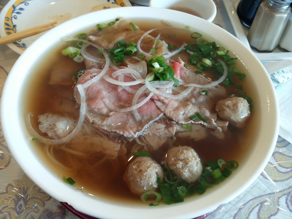 Langley Vietnamese Cuisine | 5521, 104 203 St #104, Langley City, BC V3A 1W1, Canada | Phone: (604) 532-7767