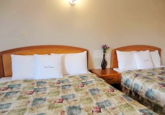 Good Night Motel | 664 Main St W, Port Colborne, ON L3K 5V4, Canada | Phone: (905) 835-1818