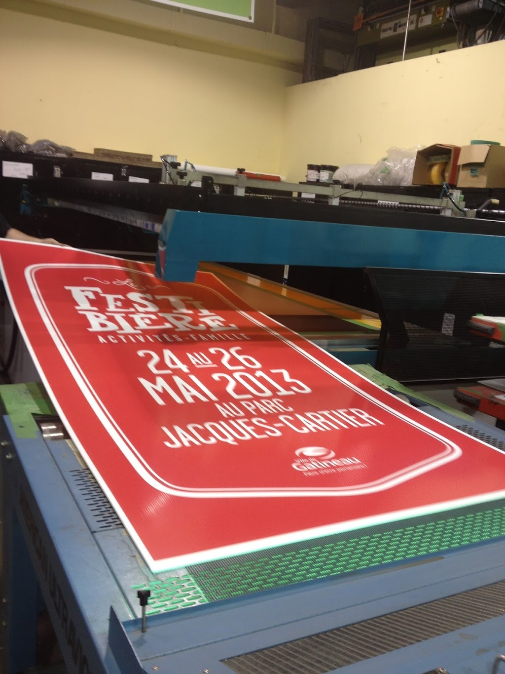 Albion Screen Printing Inc | 140 Rue Adrien-Robert, Gatineau, QC J8Y 3S2, Canada | Phone: (819) 777-2761