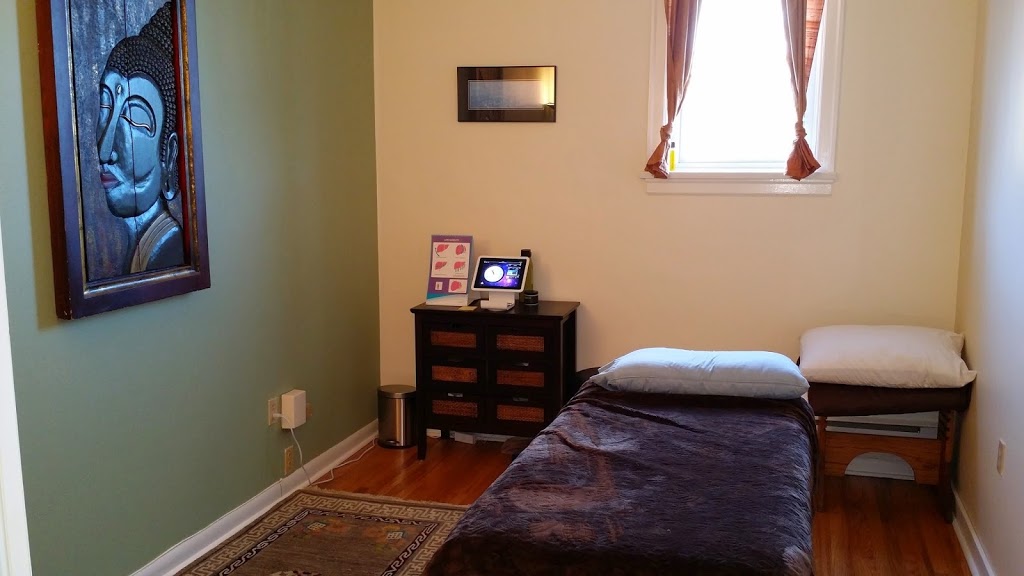 Island Rolfing | 2750 Quadra St unit 105, Victoria, BC V8T 4E8, Canada | Phone: (250) 920-8818