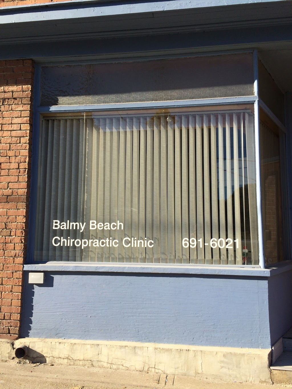 Balmy Beach Chiropractic Clinic | 2332 Queen St E, Toronto, ON M4E 1G9, Canada | Phone: (416) 691-6021