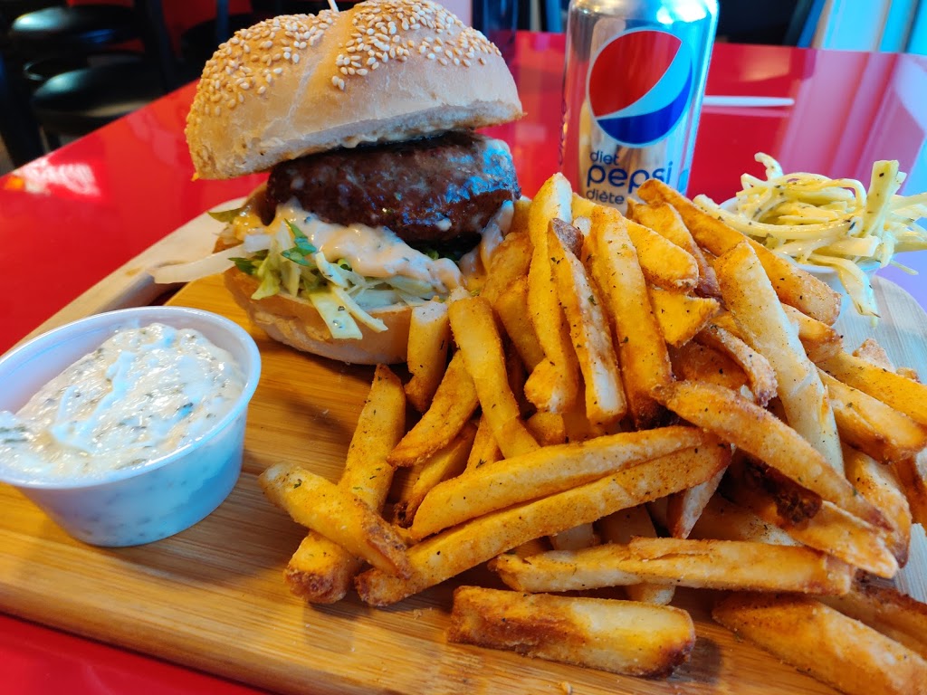 Stuffed Burgers and Pizza | 912 Saint Laurent Boulevard, Ottawa, ON K1K 3B3, Canada | Phone: (613) 749-1010