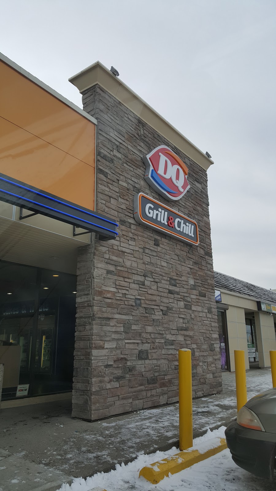 Dairy Queen Grill & Chill | 3709 26 Ave NE, Calgary, AB T1Y 4S3, Canada | Phone: (403) 285-3799