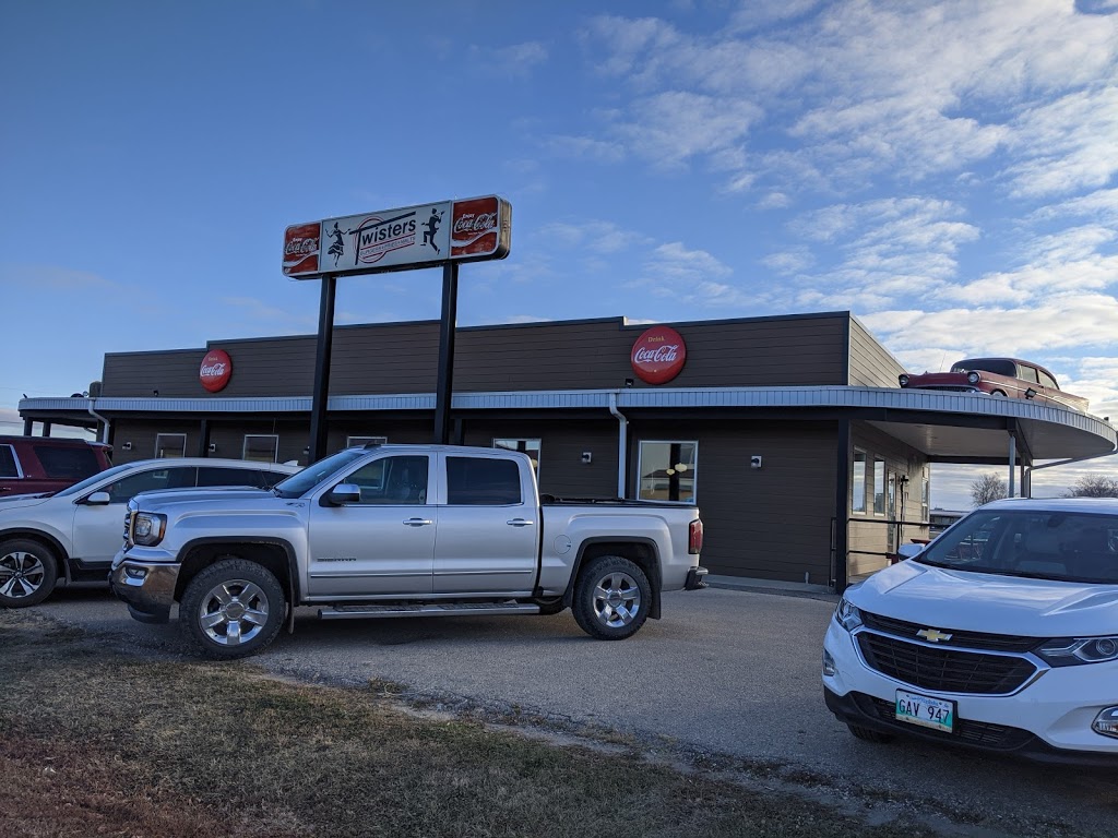 Twisters Family Restaurant | 400 Memorial Dr, Winkler, MB R6W 0M7, Canada | Phone: (204) 325-1957