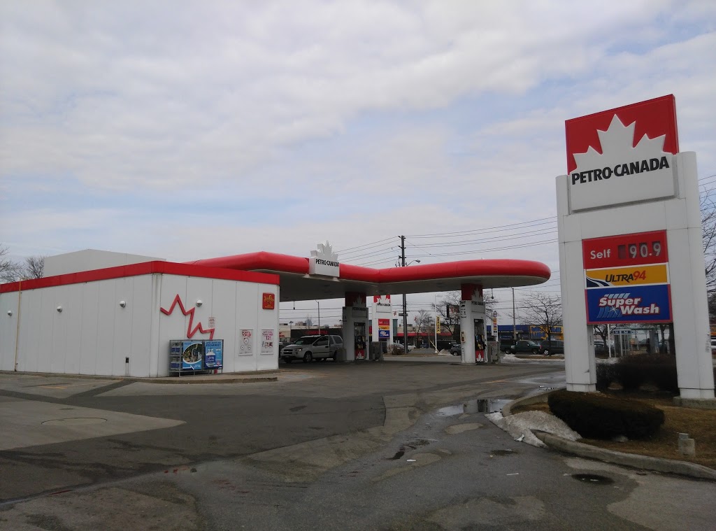 Petro-Canada | 2320 Lawrence Ave E, Scarborough, ON M1P 2P9, Canada | Phone: (416) 757-0550