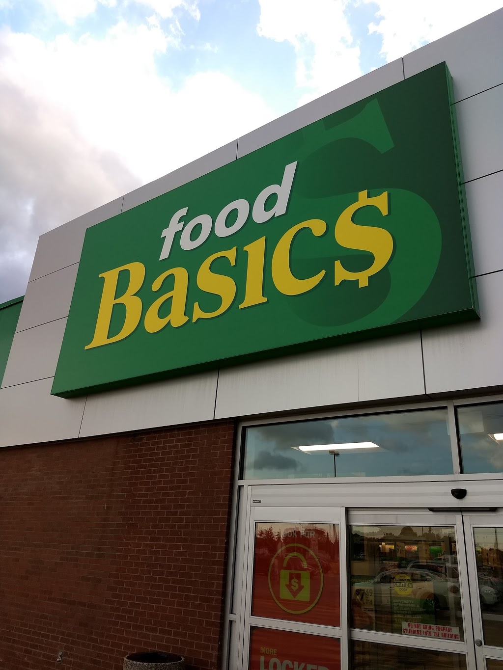 Food Basics | 2750 Tecumseh Rd W, Windsor, ON N9B 3P9, Canada | Phone: (519) 256-1891