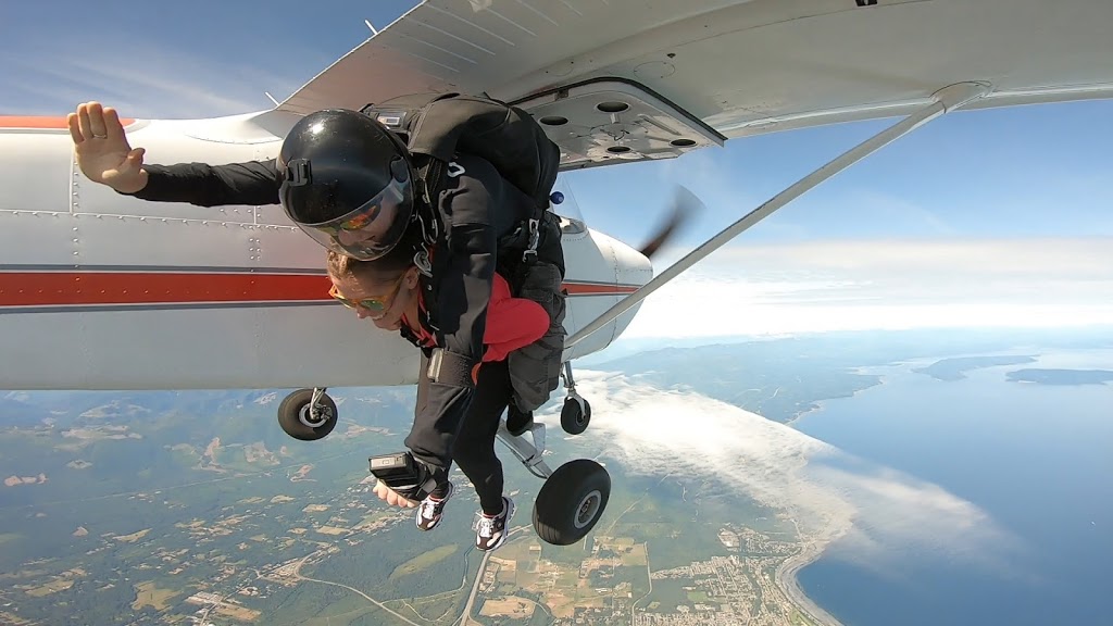 Skydive Vancouver Island | 1515 Island Hwy E, Nanoose Bay, BC V9P 9A3, Canada | Phone: (250) 580-5867