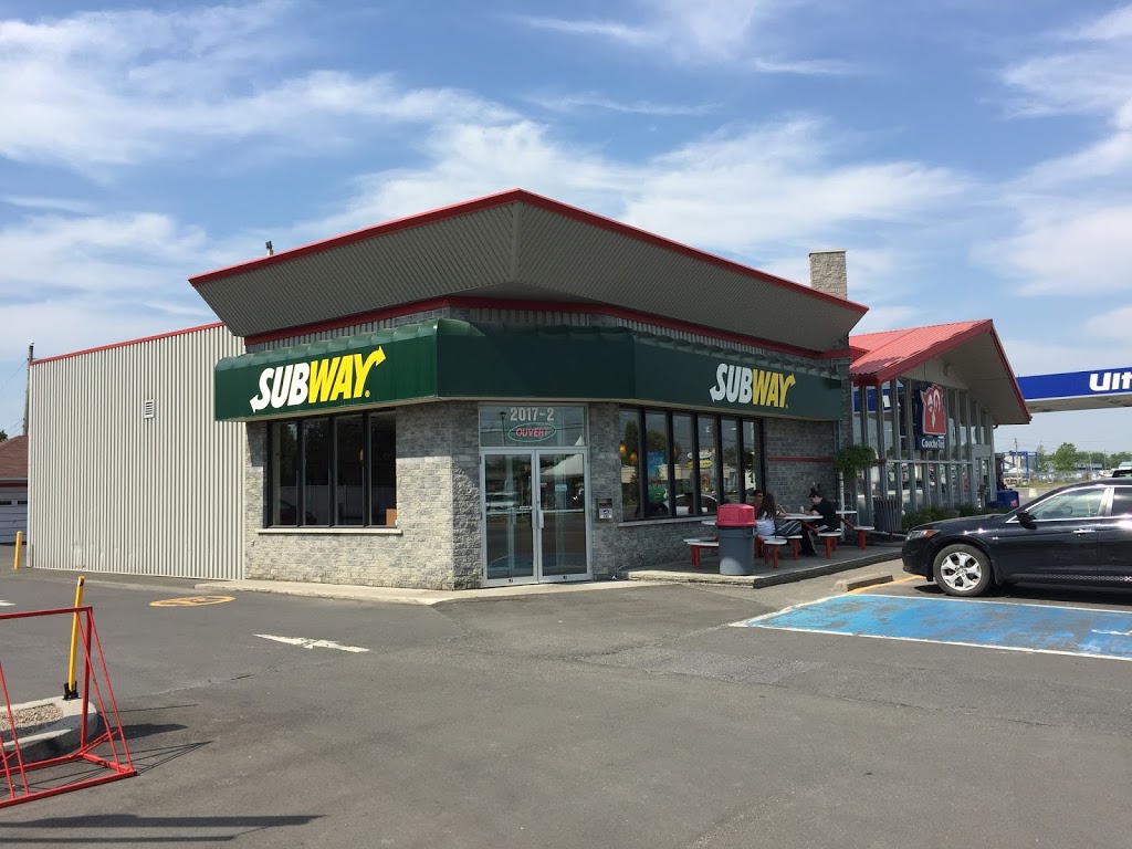 Subway | 2017 QC-112, Saint-Césaire, QC J0L 1T0, Canada | Phone: (450) 469-1244