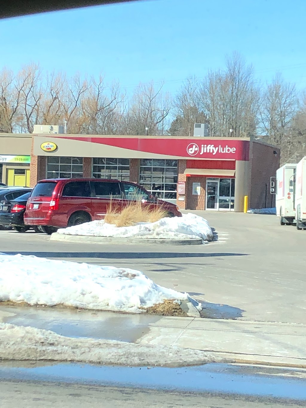 Jiffy Lube | 470 Highland Rd W, Kitchener, ON N2M 3C7, Canada | Phone: (519) 743-8790