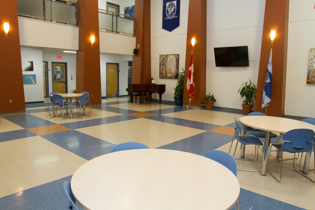 Hawthorn School | 101 Scarsdale Rd, North York, ON M3B 2R2, Canada | Phone: (416) 444-3054