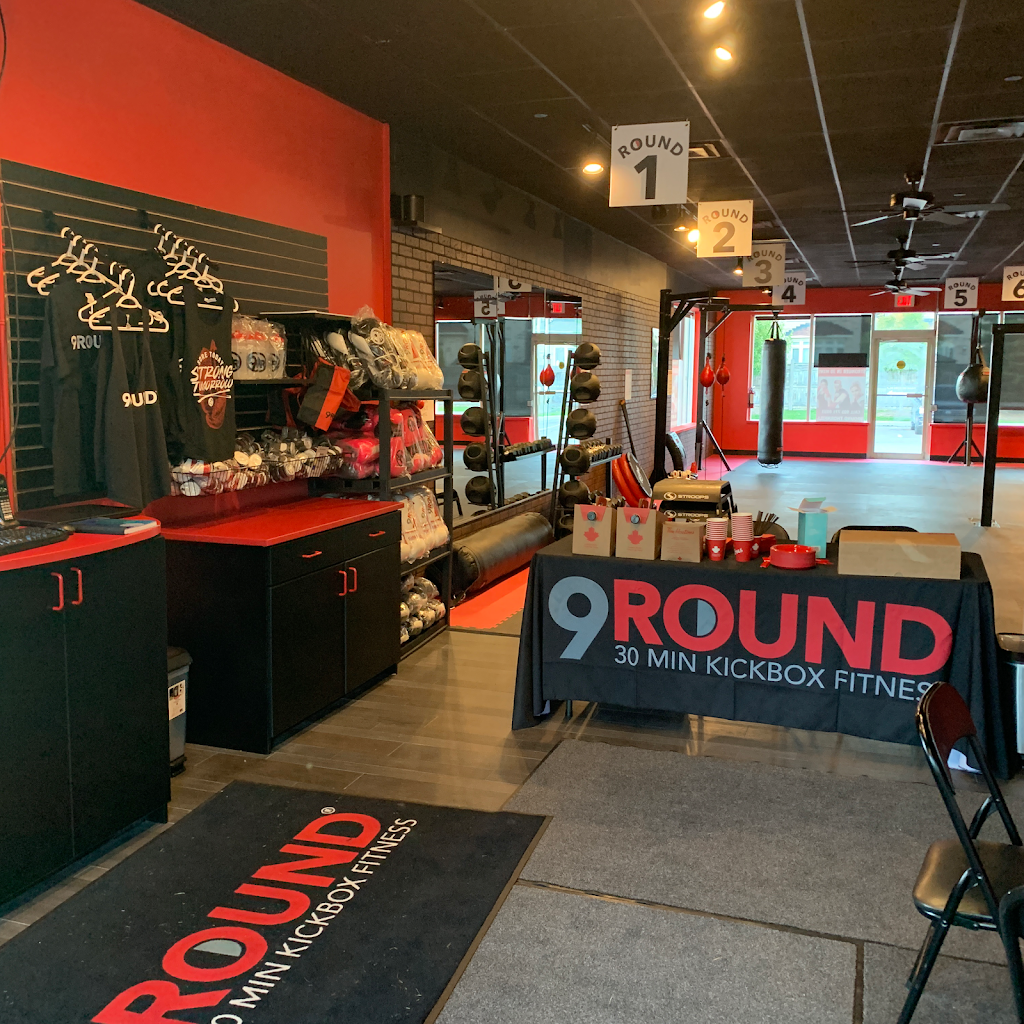 9Round Thornhill | 8700 Bathurst St Unit 1, Thornhill, ON L4J 9J8, Canada