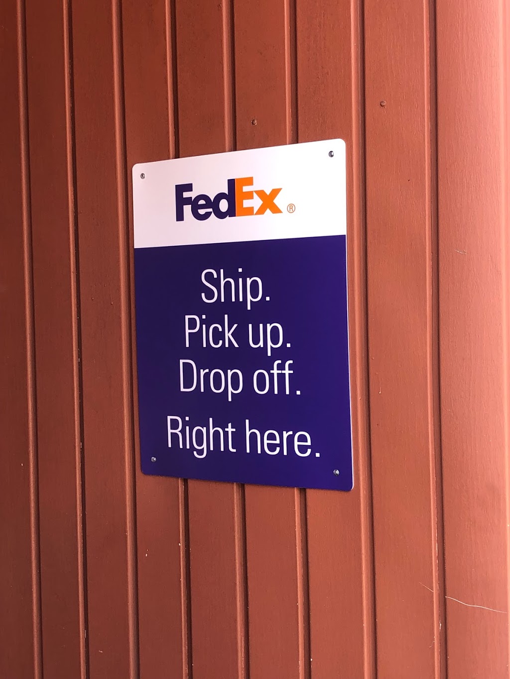 FedEx Authorized ShipCentre | Centre, 363 Kent St W #600, Lindsay, ON K9V 2Z7, Canada | Phone: (800) 463-3339