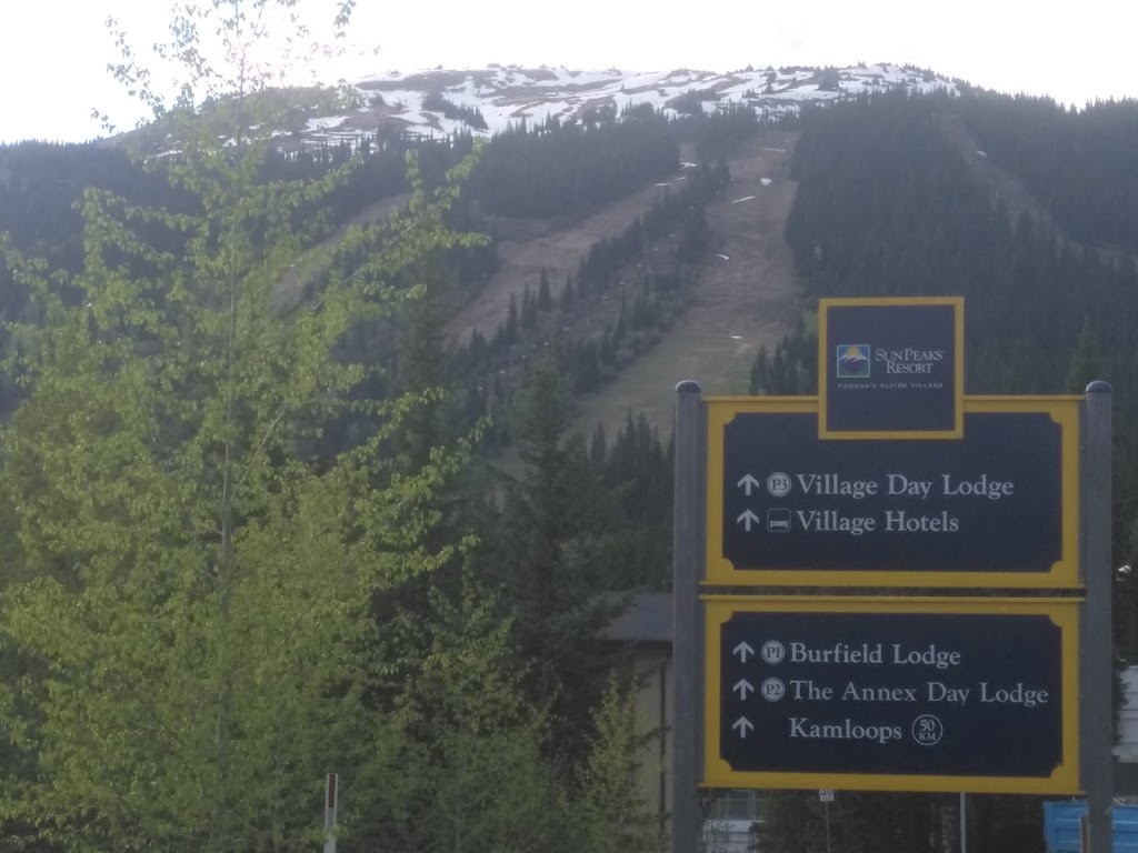 Crystal Forest Condominiums Sun Peaks | 3170 Creekside Way, Sun Peaks, BC V0E 5N0, Canada | Phone: (250) 578-6969