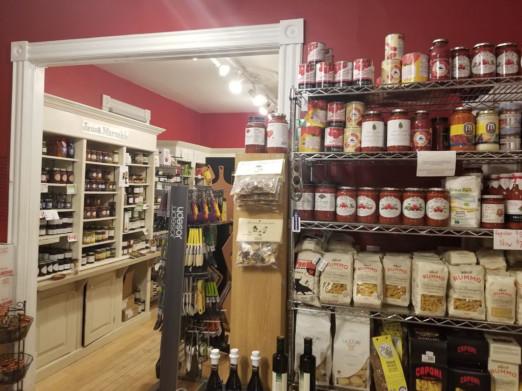 Mrs. McGarrigles Fine Food Shop | 311 St Lawrence St, Merrickville, ON K0G 1N0, Canada | Phone: (613) 269-3752