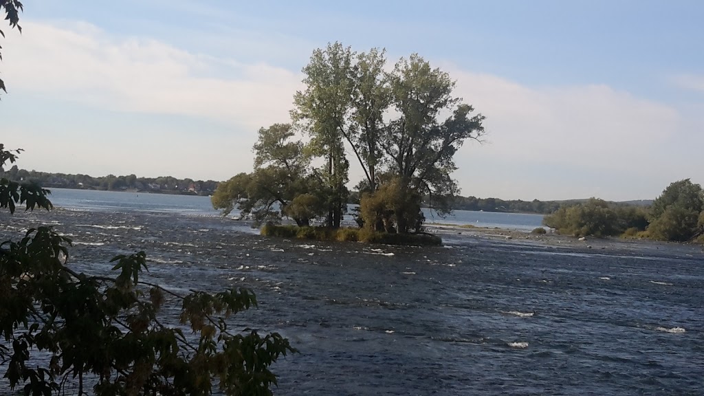 Fort Chambly National Historic Site | 2 Rue de Richelieu, Chambly, QC J3L 2B9, Canada | Phone: (450) 658-1585